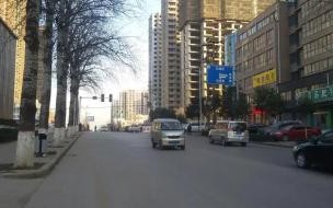 10万能买二套房吗 男子花10万块买了8套房