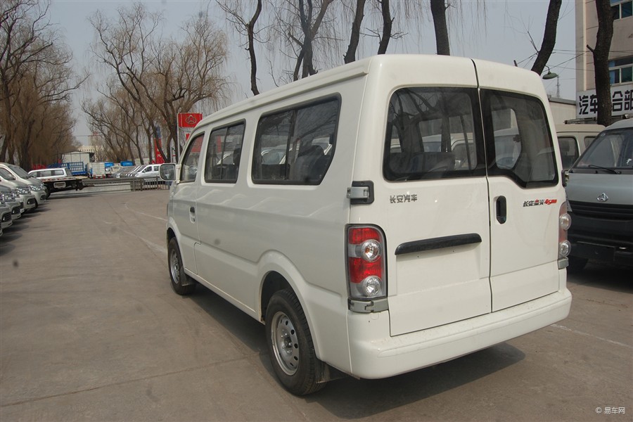 【长安汽车4500,长安汽车4500七座加长】
