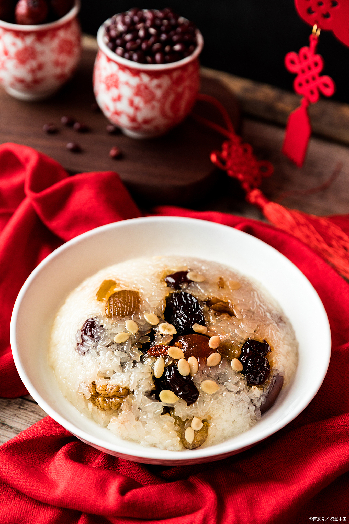 八宝饭的做法视频（八宝饭怎么做好吃视频窍门）