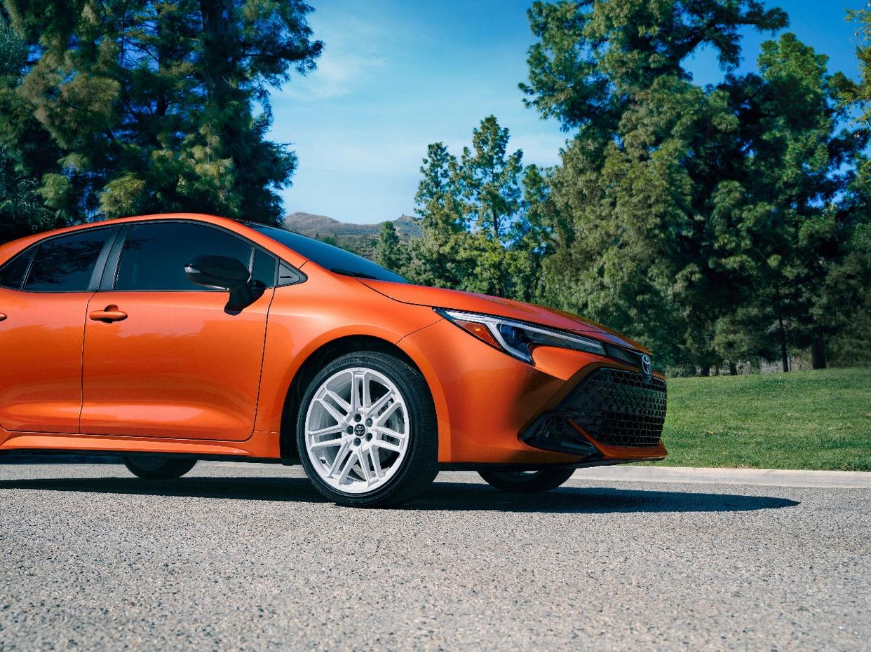 丰田卡罗拉汽车/丰田卡罗拉汽车钥匙电池型号