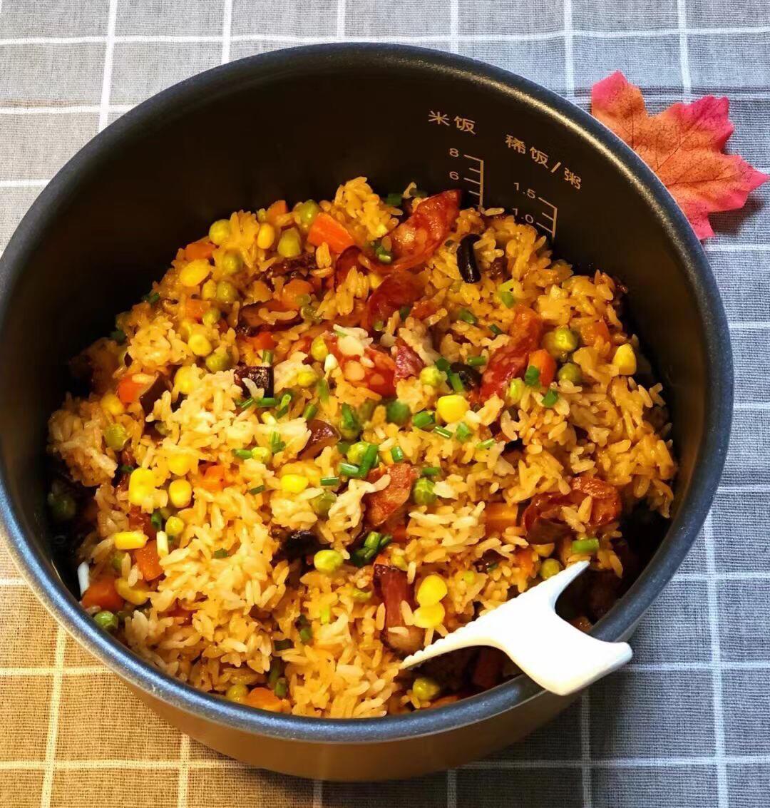 腊肉饭的做法（腊肉饭的做法电饭煲做）